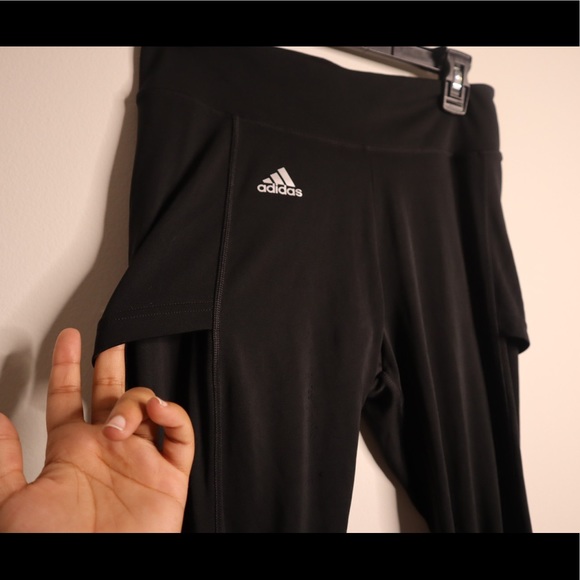 Women Adidas 2Pcs Bundle Legging and Tank Top - Picture 4 of 14